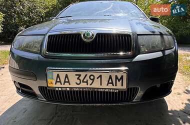 Хэтчбек Skoda Fabia 2004 в 