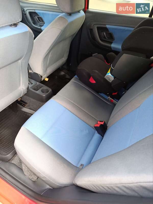 Хэтчбек Skoda Fabia 2008 в Мукачево