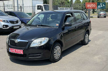 Универсал Skoda Fabia 2010 в 