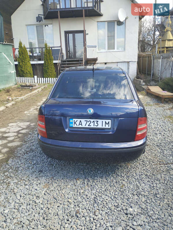 Седан Skoda Fabia 2001 в Харькове