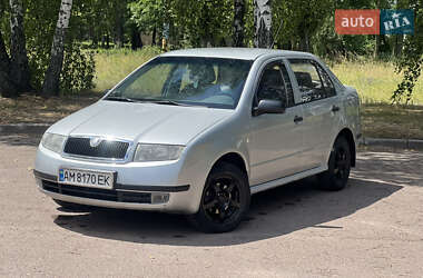 Седан Skoda Fabia 2003 в Житомире