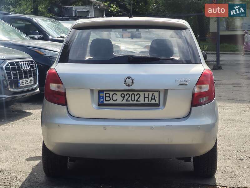 Хэтчбек Skoda Fabia 2007 в Львове