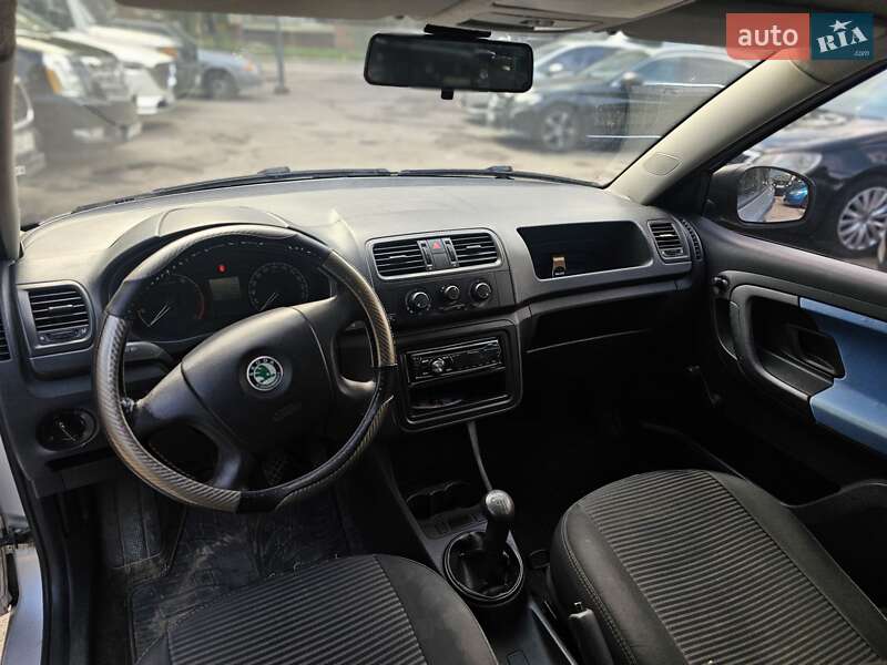 Хэтчбек Skoda Fabia 2007 в Львове