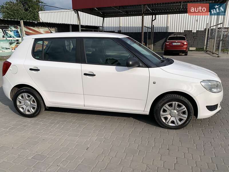 Хэтчбек Skoda Fabia 2013 в Харькове