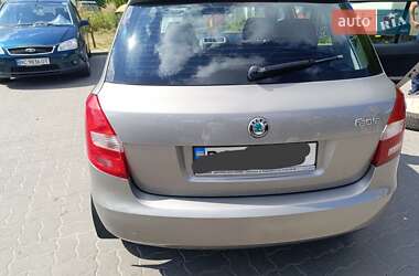 Хэтчбек Skoda Fabia 2008 в 