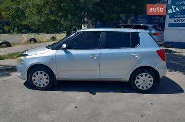 Хэтчбек Skoda Fabia 2013 в 