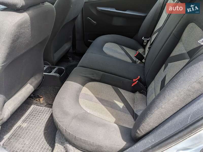 Универсал Skoda Fabia 2008 в Звягеле