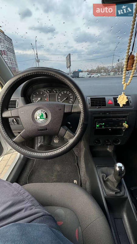 Универсал Skoda Fabia 2003 в Киеве