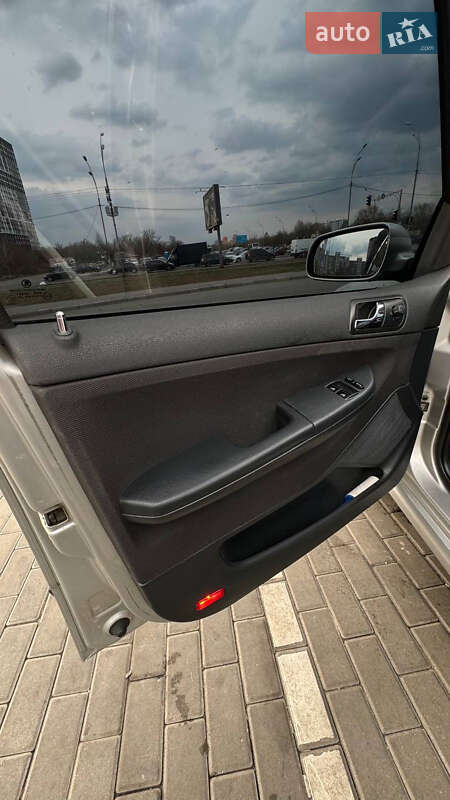 Универсал Skoda Fabia 2003 в Киеве