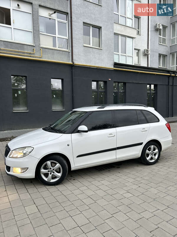 Универсал Skoda Fabia 2010 в Ивано-Франковске