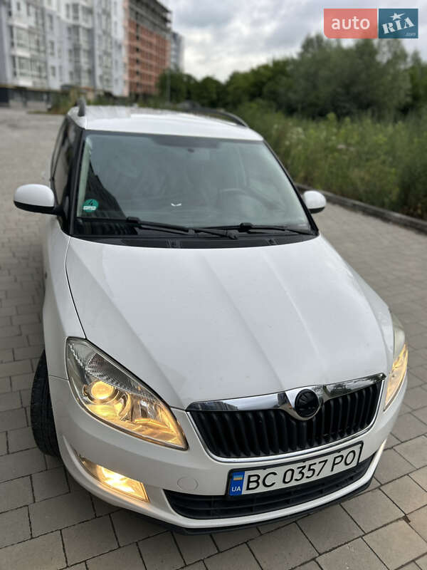 Универсал Skoda Fabia 2010 в Ивано-Франковске