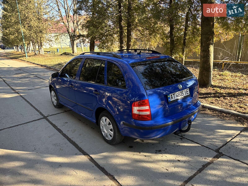 Универсал Skoda Fabia 2006 в Надворной