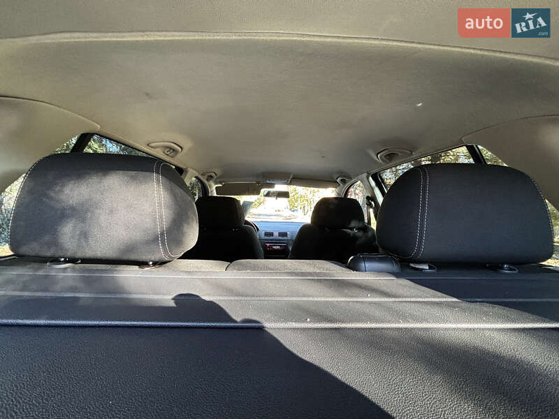 Универсал Skoda Fabia 2006 в Надворной