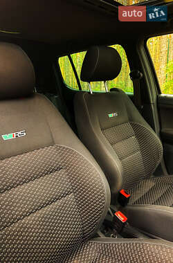 Хэтчбек Skoda Fabia 2011 в 