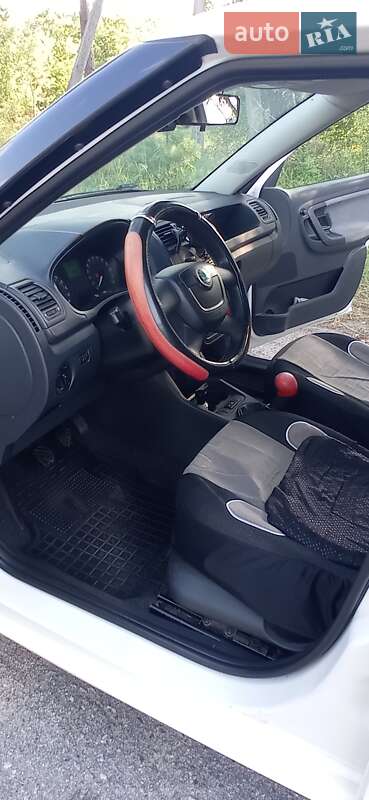 Хэтчбек Skoda Fabia 2012 в Фастове