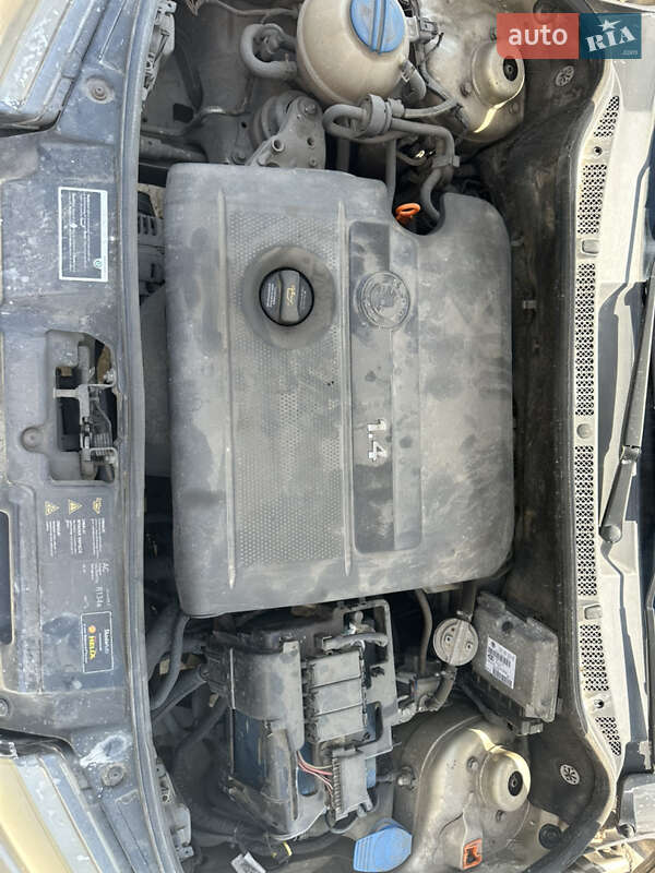 Хэтчбек Skoda Fabia 2006 в Ровно