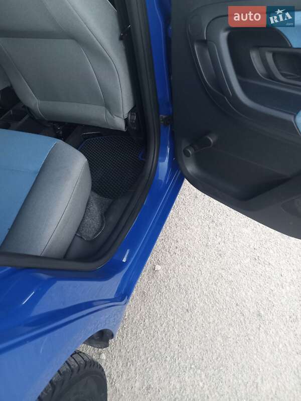 Хэтчбек Skoda Fabia 2008 в Подгайцах