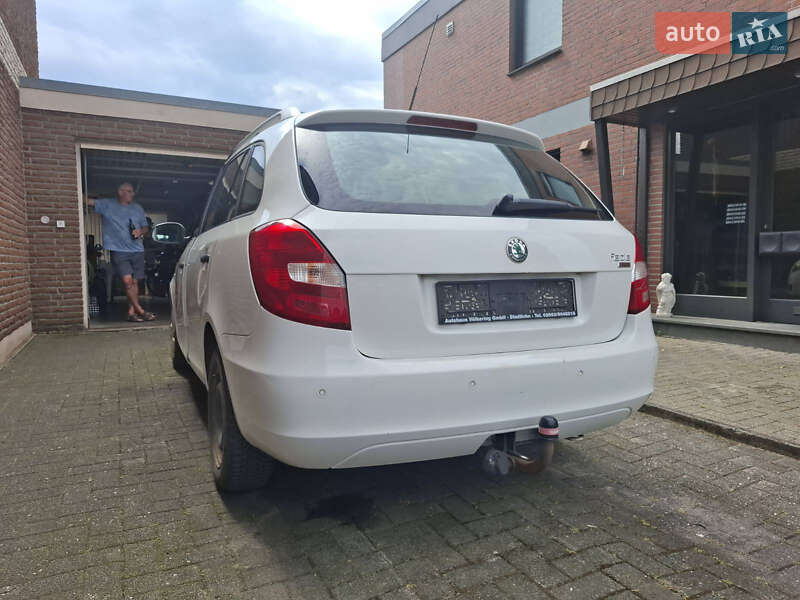 Універсал Skoda Fabia 2009 в Луцьку