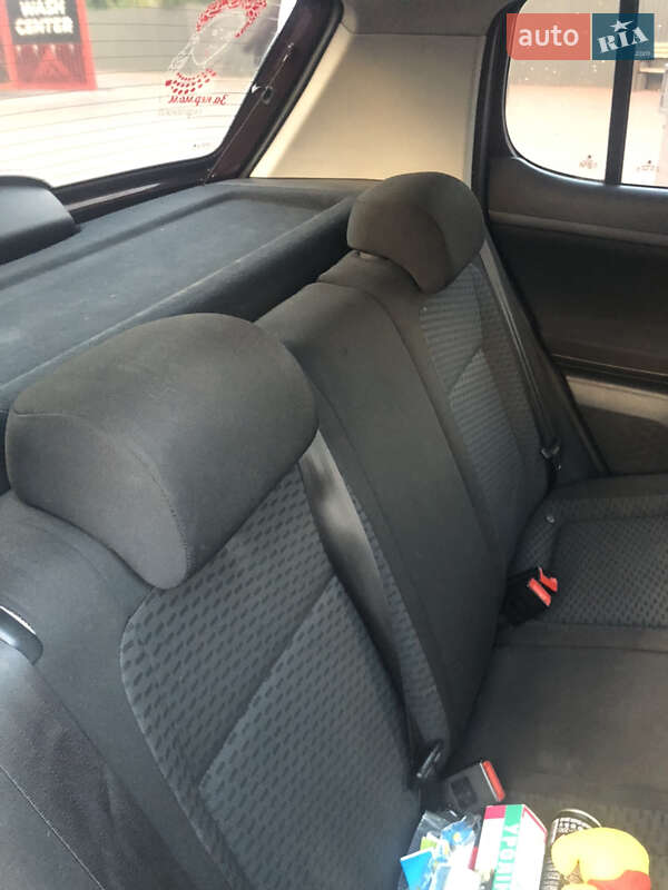 Хэтчбек Skoda Fabia 2011 в Кривом Роге