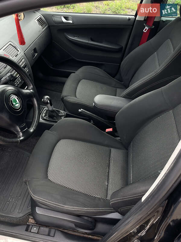 Универсал Skoda Fabia 2005 в Отынии