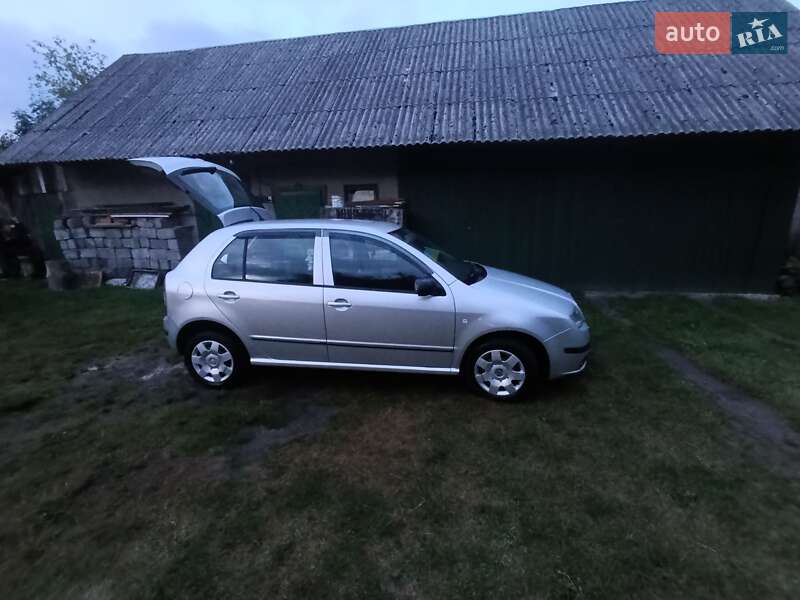 Хэтчбек Skoda Fabia 2007 в Жовкве