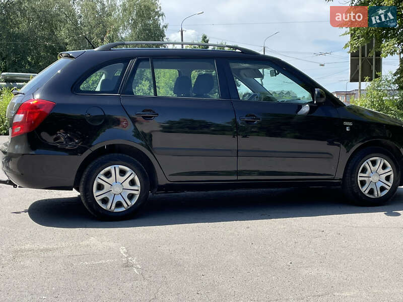 Универсал Skoda Fabia 2008 в Луцке