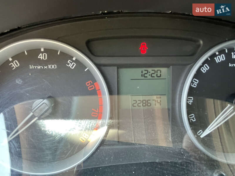 Универсал Skoda Fabia 2008 в Луцке