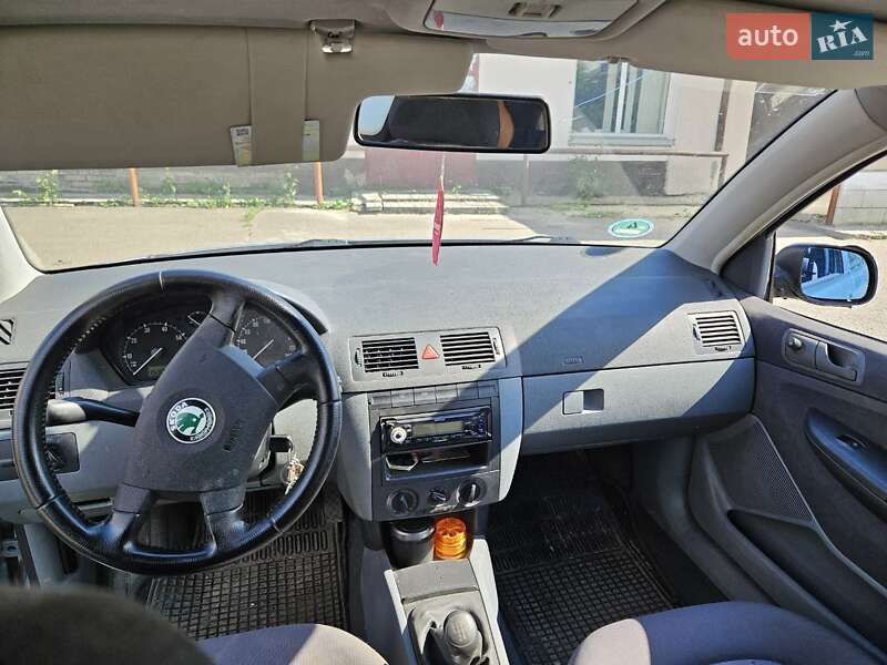 Универсал Skoda Fabia 2002 в Киеве