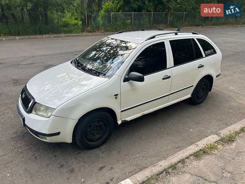 Универсал Skoda Fabia 2003 в Киеве