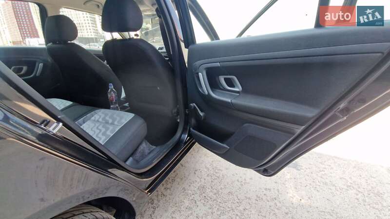Универсал Skoda Fabia 2009 в Ирпене