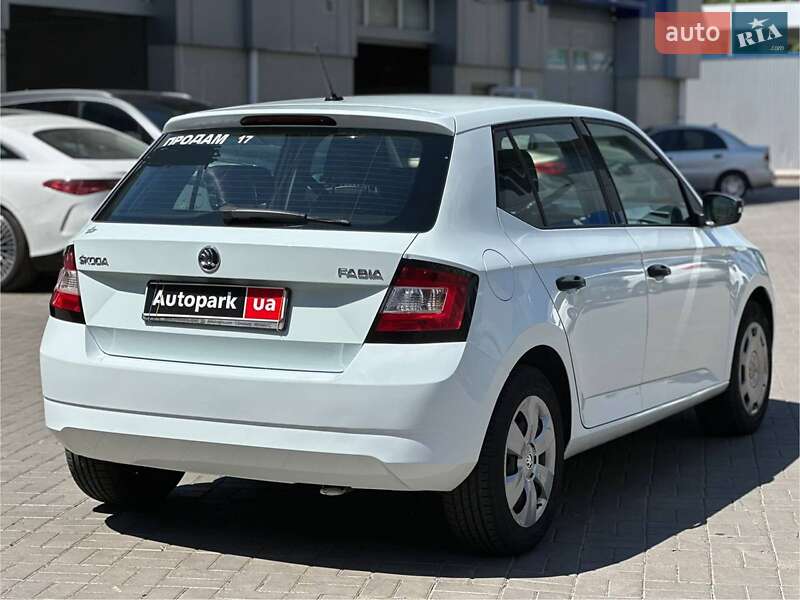 Хэтчбек Skoda Fabia 2017 в Одессе