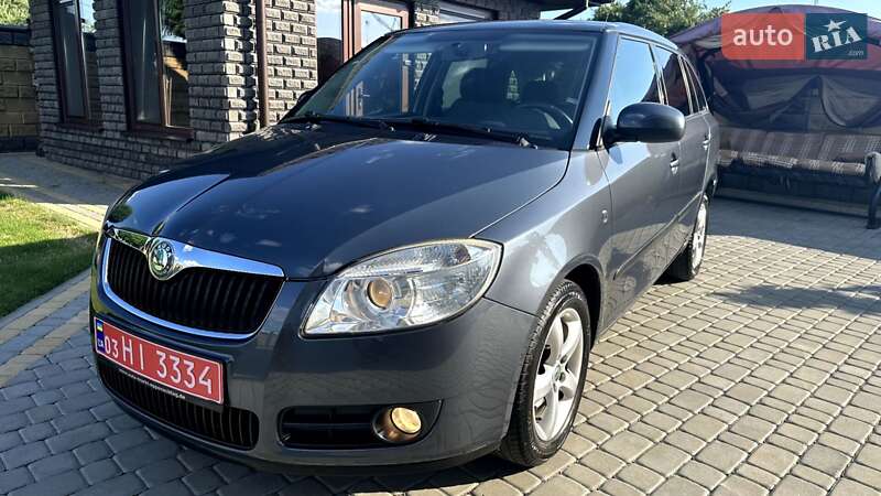 Универсал Skoda Fabia 2010 в Луцке