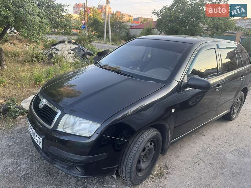 Универсал Skoda Fabia 2006 в Николаеве