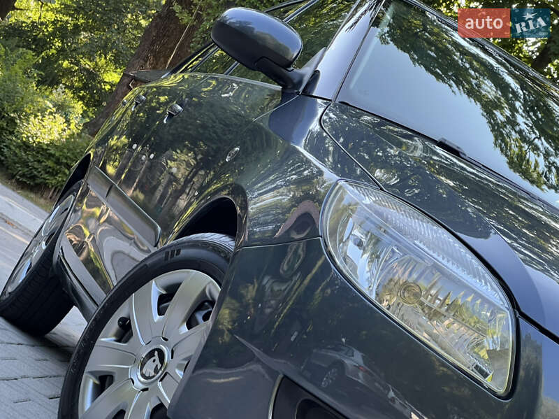 Універсал Skoda Fabia 2009 в Трускавці