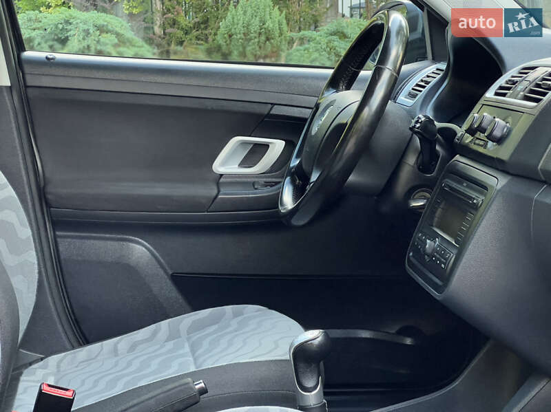 Універсал Skoda Fabia 2009 в Трускавці
