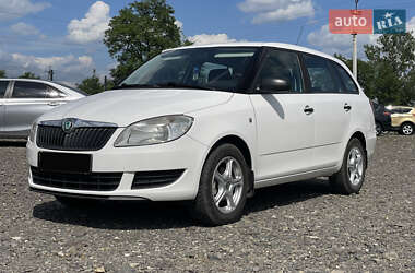 Универсал Skoda Fabia 2011 в Хусте