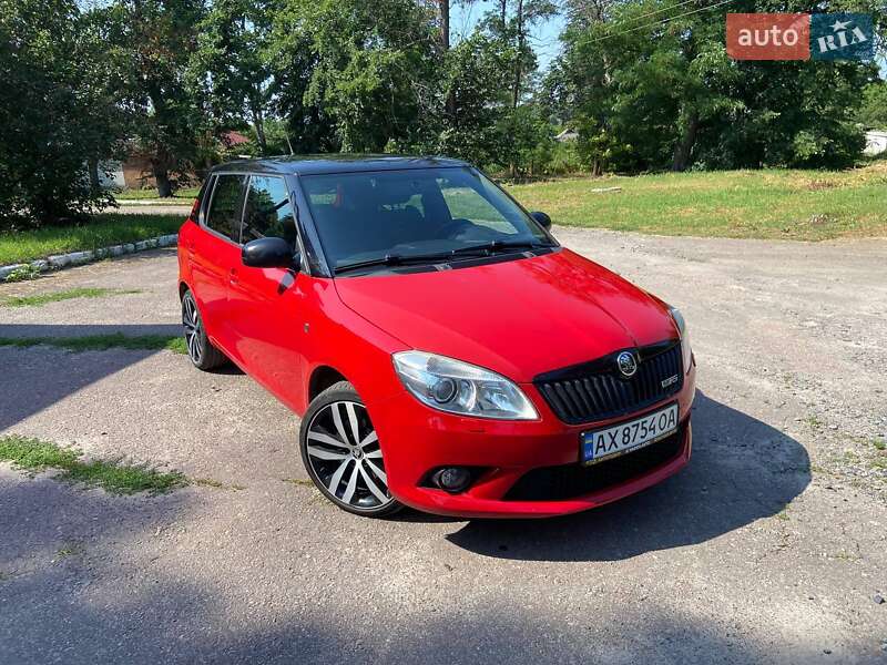 Хетчбек Skoda Fabia 2010 в Харкові