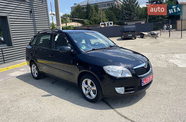 Универсал Skoda Fabia 2010 в 