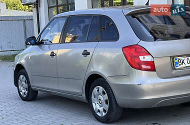 Универсал Skoda Fabia 2010 в 