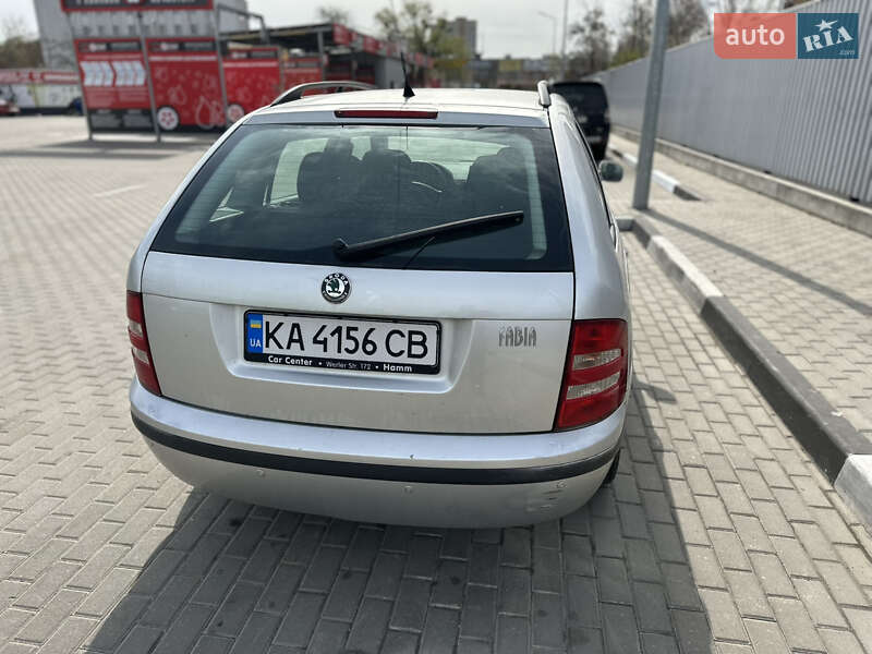 Универсал Skoda Fabia 2004 в Киеве