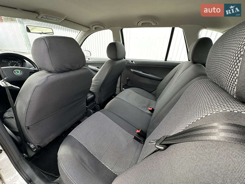 Универсал Skoda Fabia 2004 в Киеве