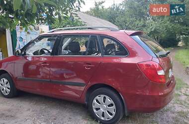 Хэтчбек Skoda Fabia 2008 в 