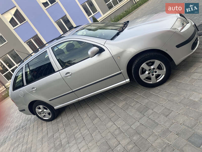 Универсал Skoda Fabia 2007 в Виннице