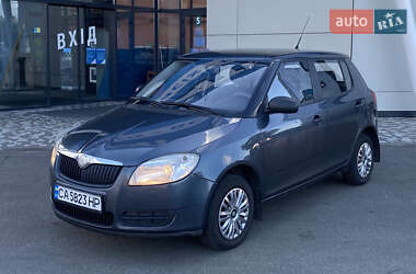 Хэтчбек Skoda Fabia 2008 в 