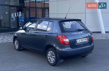 Хэтчбек Skoda Fabia 2008 в 