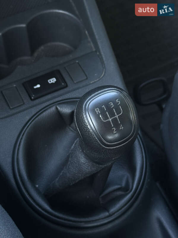 Хэтчбек Skoda Fabia 2013 в Киеве