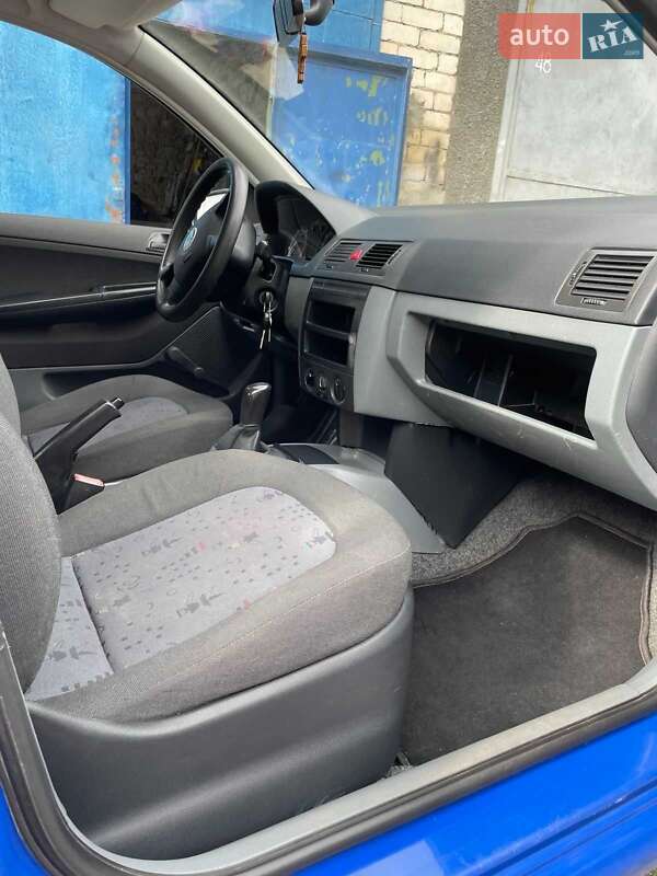 Хэтчбек Skoda Fabia 2006 в Хмельницком
