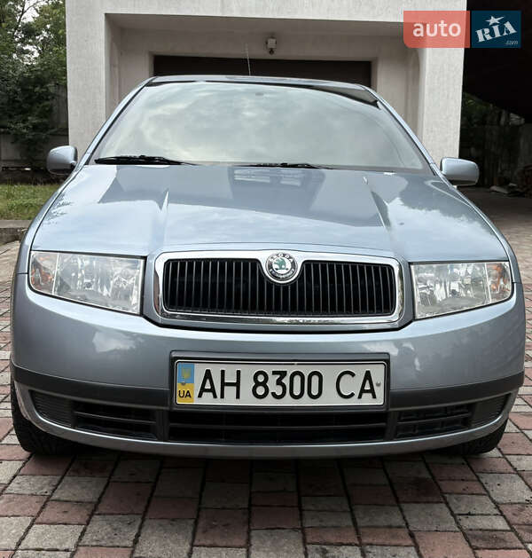 Хэтчбек Skoda Fabia 2004 в Стрые