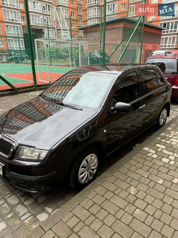 Хэтчбек Skoda Fabia 2007 в Львове