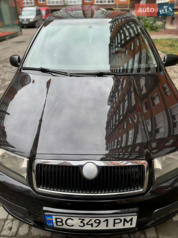 Хэтчбек Skoda Fabia 2007 в Львове